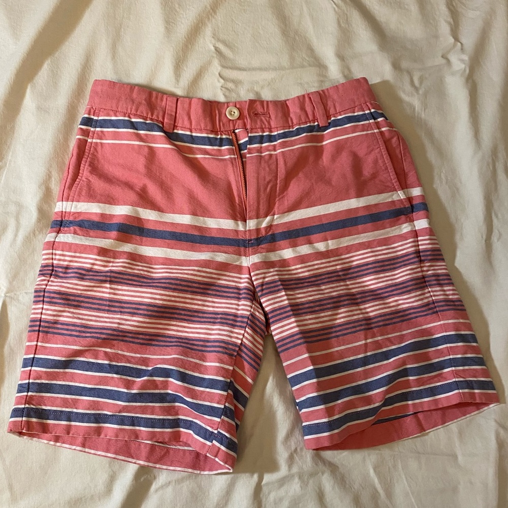 Vineyard Vines Men’s Cotton Buttoned Shorts